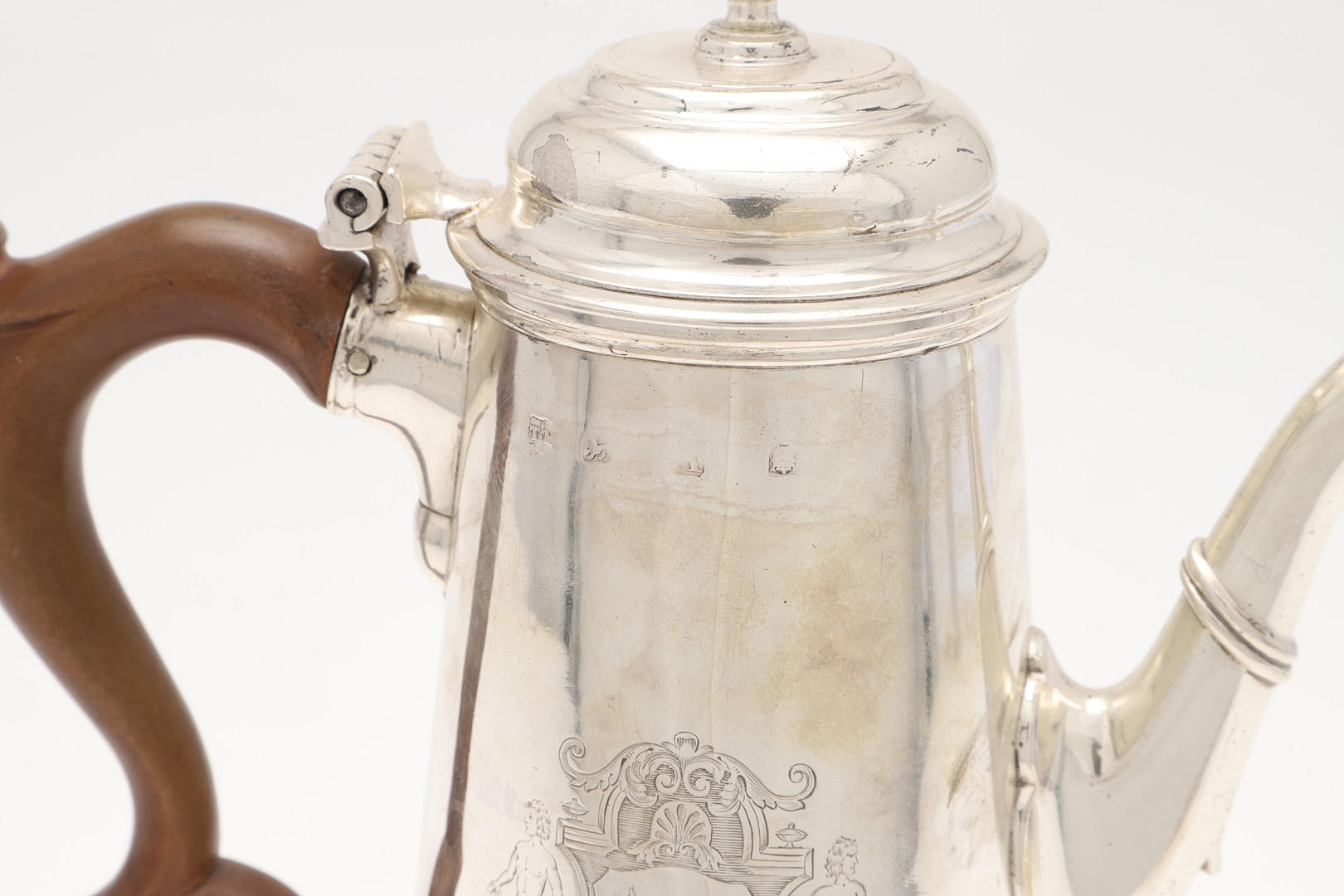 A GEORGE II SILVER COFFEE POT. - Image 5 of 5