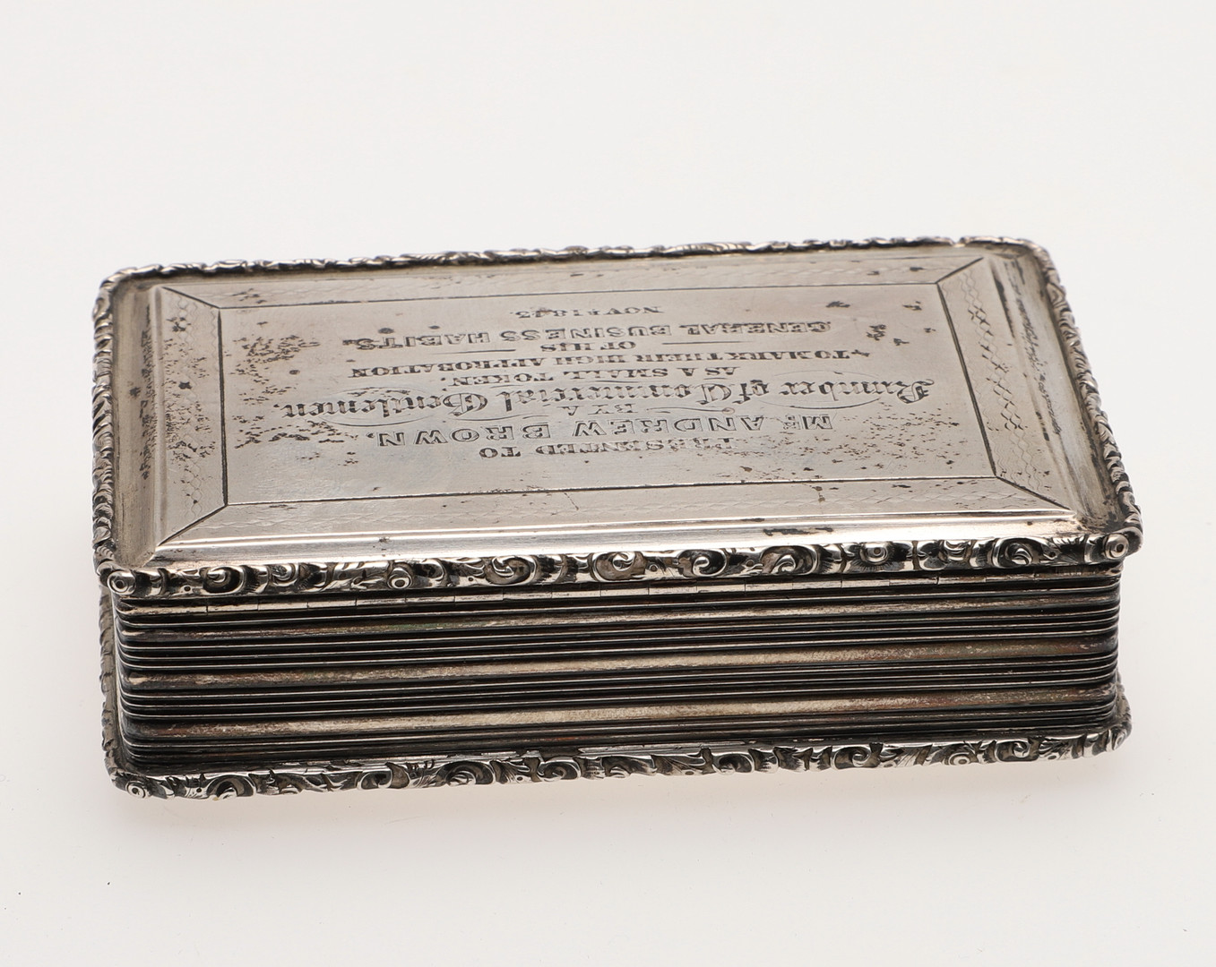 A LATE VICTORIAN SNUFF BOX. - Bild 3 aus 6