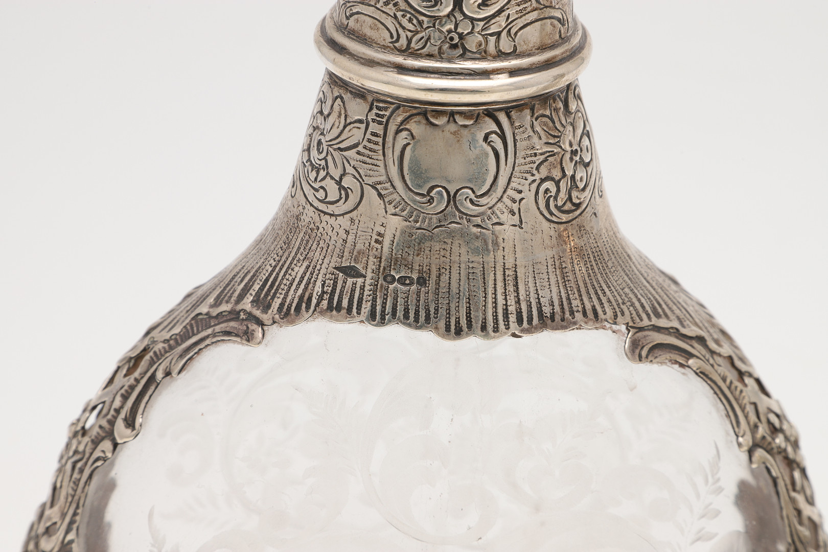 A PAIR OF LATE 19TH/ EARLY 20TH CENTURY GERMAN SILVER MOUNTED DECANTERS. - Image 10 of 13