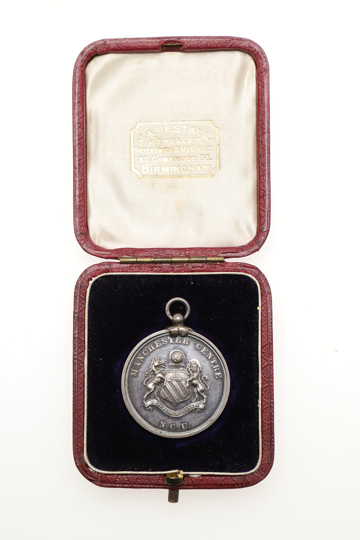 LARGE COLLECTION OF EARLY CYCLING GOLD & SILVER MEDALS, & EPHEMERA - FREDERICK LOWCOCK. - Image 133 of 155