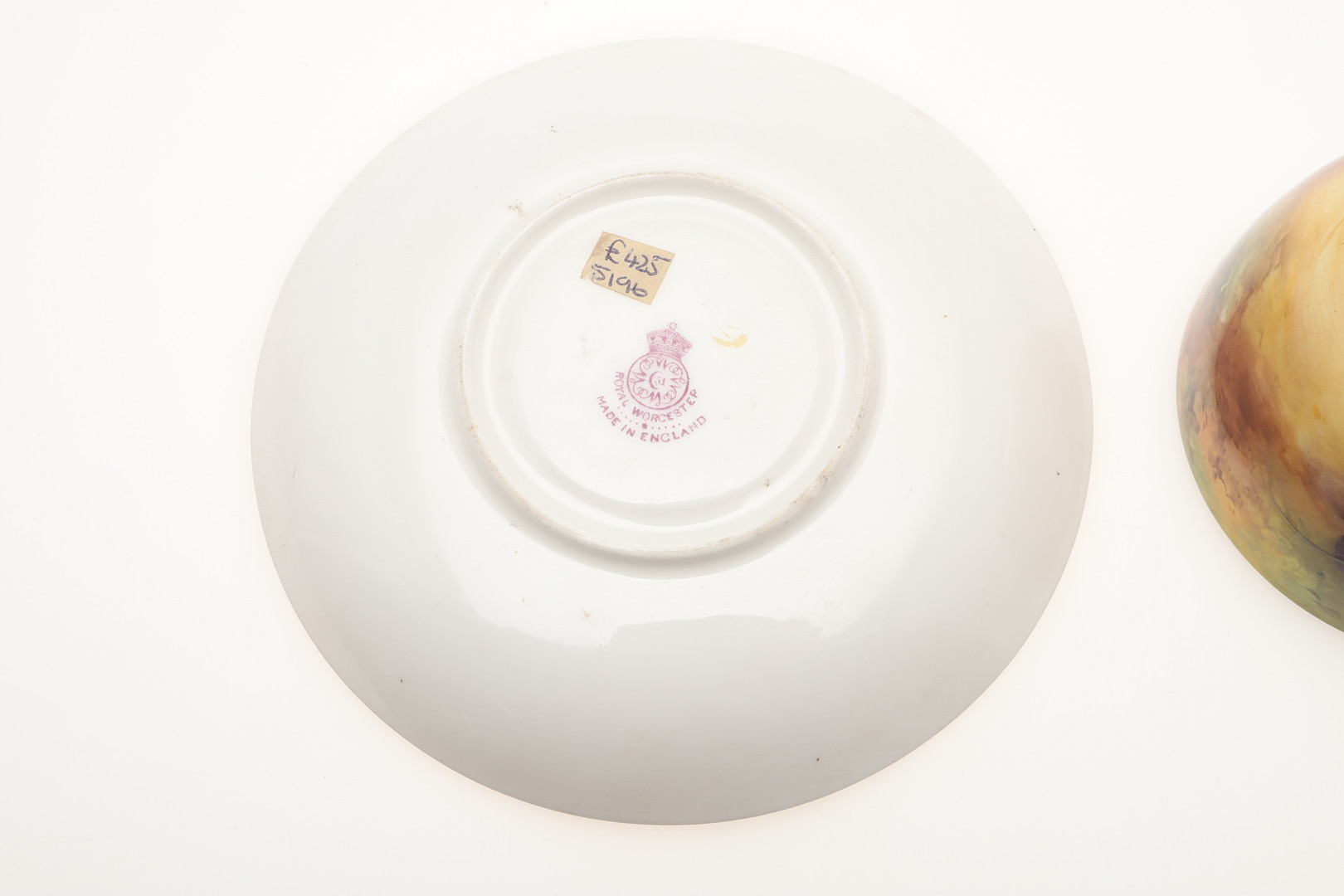 ROYAL WORCESTER SIGNED CABINET CUPS & SAUCERS. - Image 7 of 16