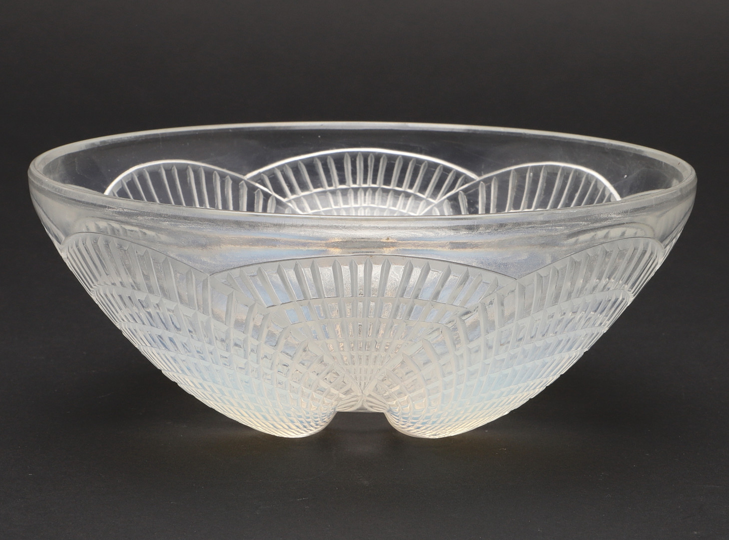 RENE LALIQUE - COQUILLES GLASS BOWL. - Image 4 of 6