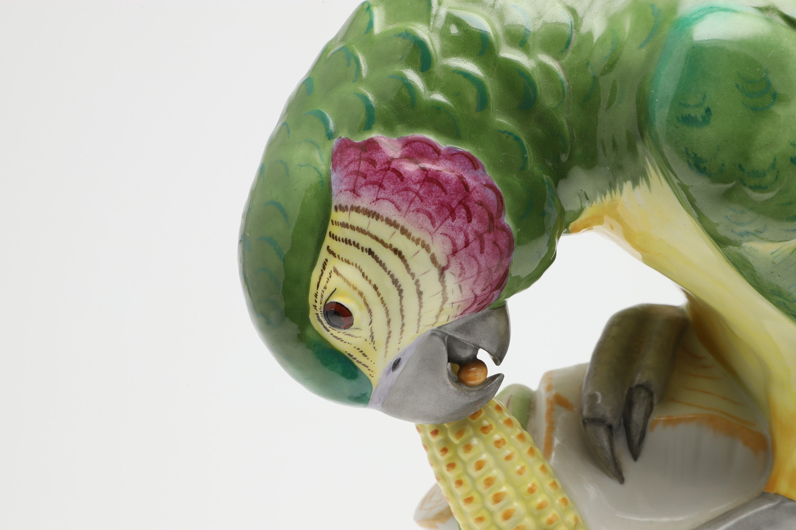 SCHWARZBURGER WERKSTATTEN - LARGE GERMAN PORCELAIN PARROT. - Image 6 of 16