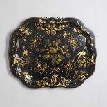 A 19TH CENTURY CHINOISERIE LACQUERED PAPER MACHE TRAY.