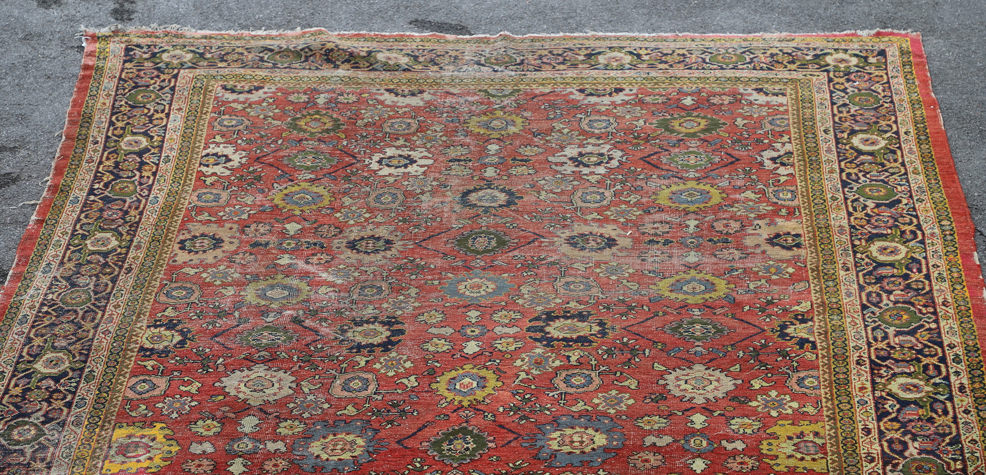 A MAHAL CARPET, WEST PERSIA, CIRCA 1920. - Image 3 of 13