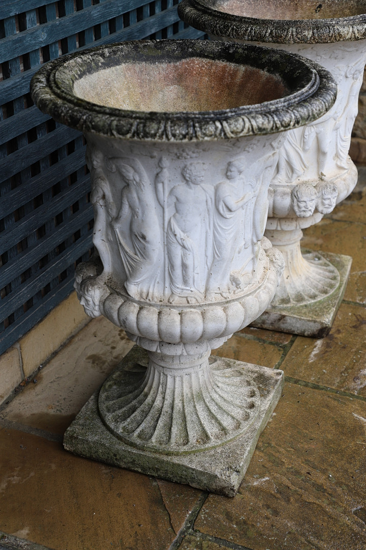 A PAIR OF PAINTED COMPOSITE MARBLE MEDICI STYLE URNS. - Image 8 of 13