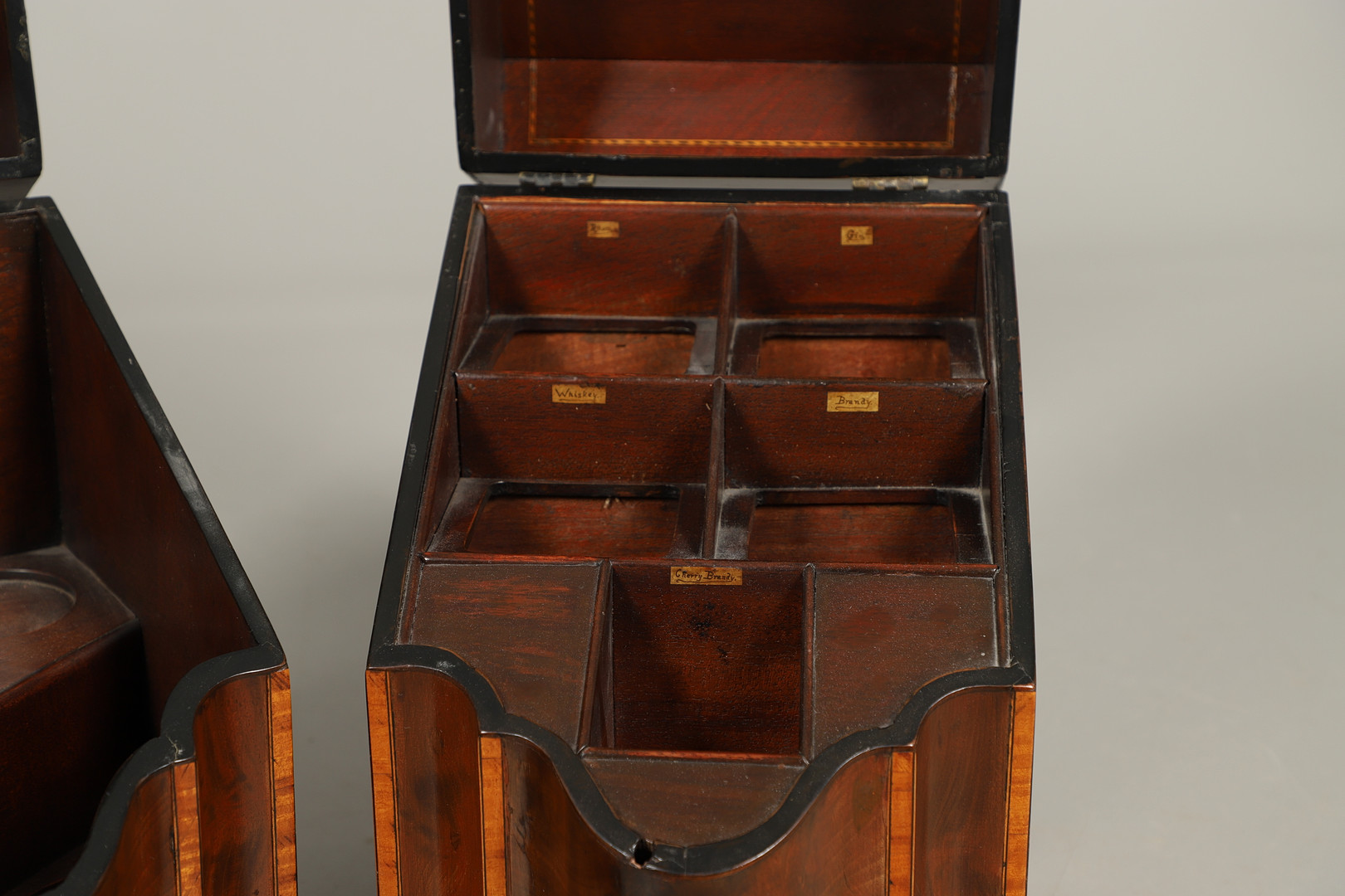 A PAIR OF GEORGE III MAHOGANY KNIFE BOXES. - Image 11 of 15