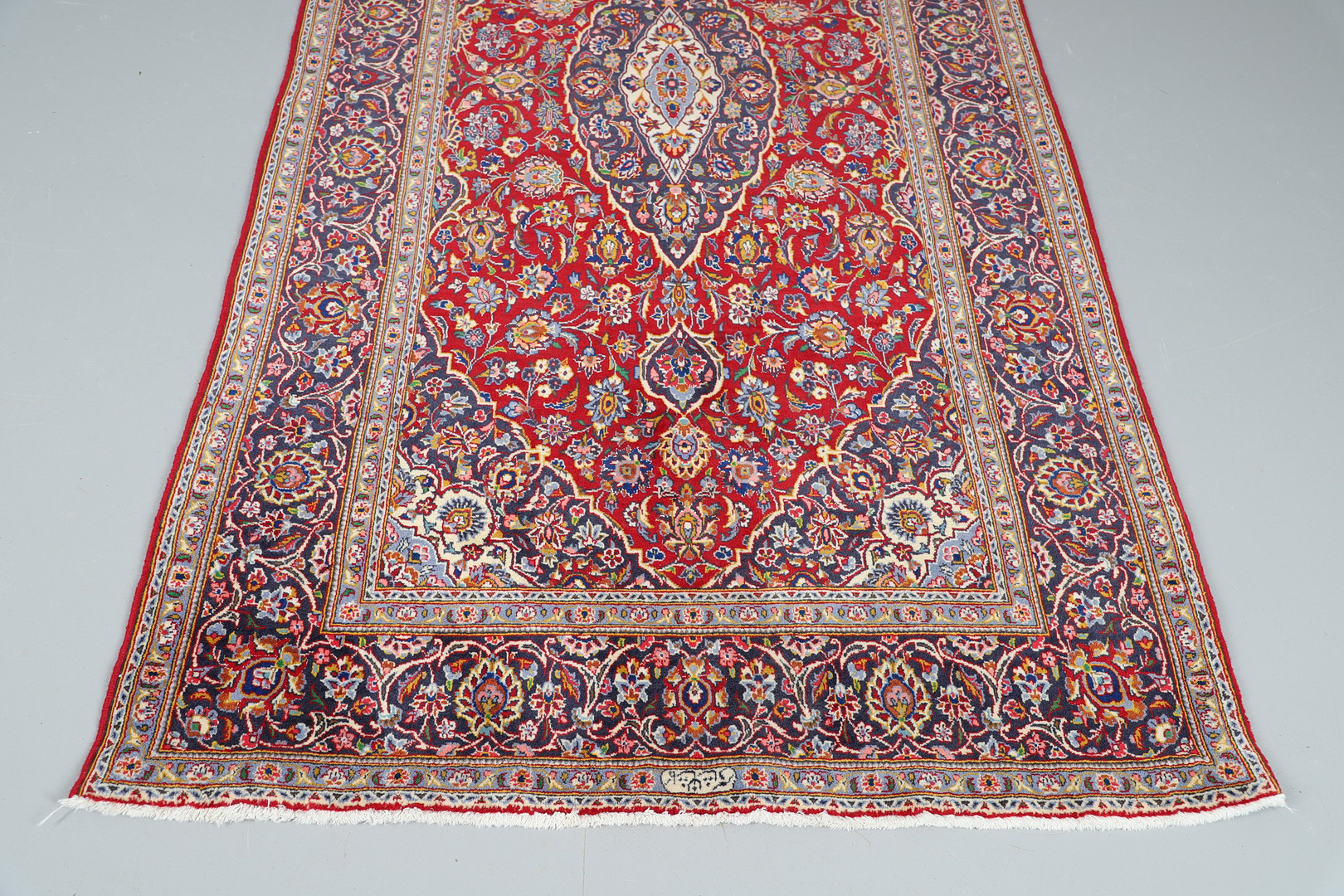 A KASHAN RUG, 2ND HALF 20TH CENTURY. - Bild 4 aus 8