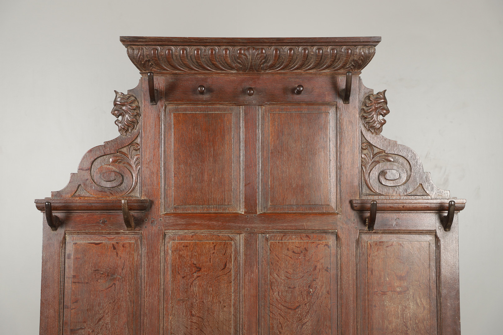 A LARGE CARVED OAK COUNTRY HOUSE HALLSTAND. - Image 2 of 17