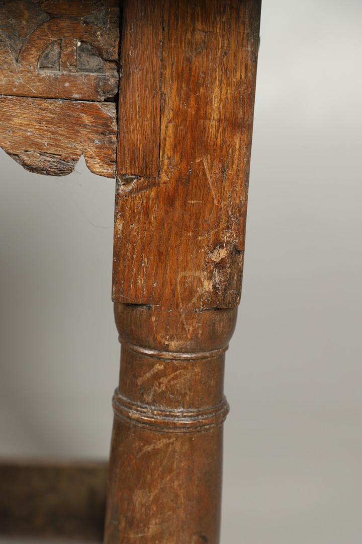 A 17TH CENTURY AND LATER OAK REFECTORY TABLE. - Image 11 of 12