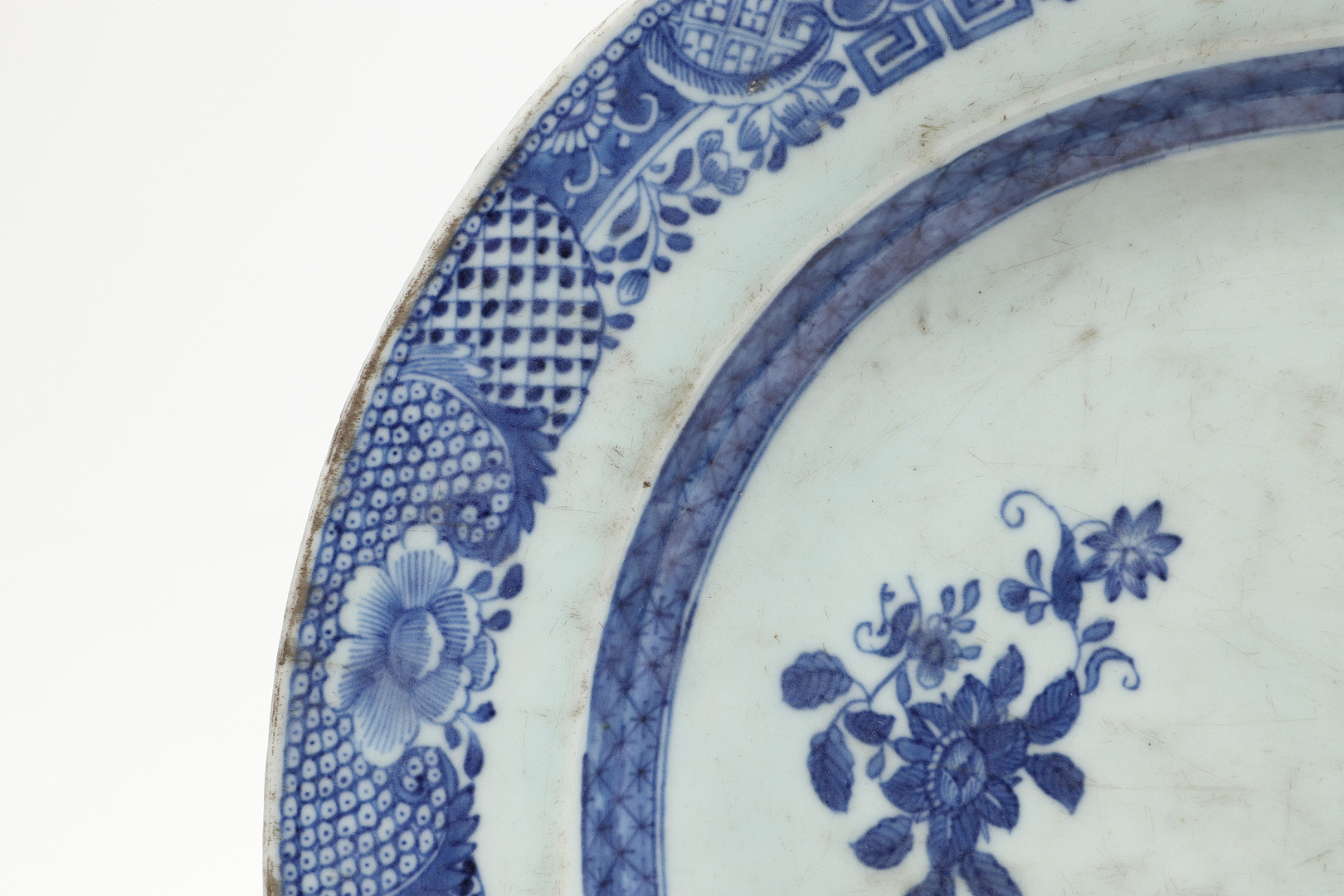 CHINESE BLUE & WHITE PLATTERS - QIANLONG. - Image 28 of 35