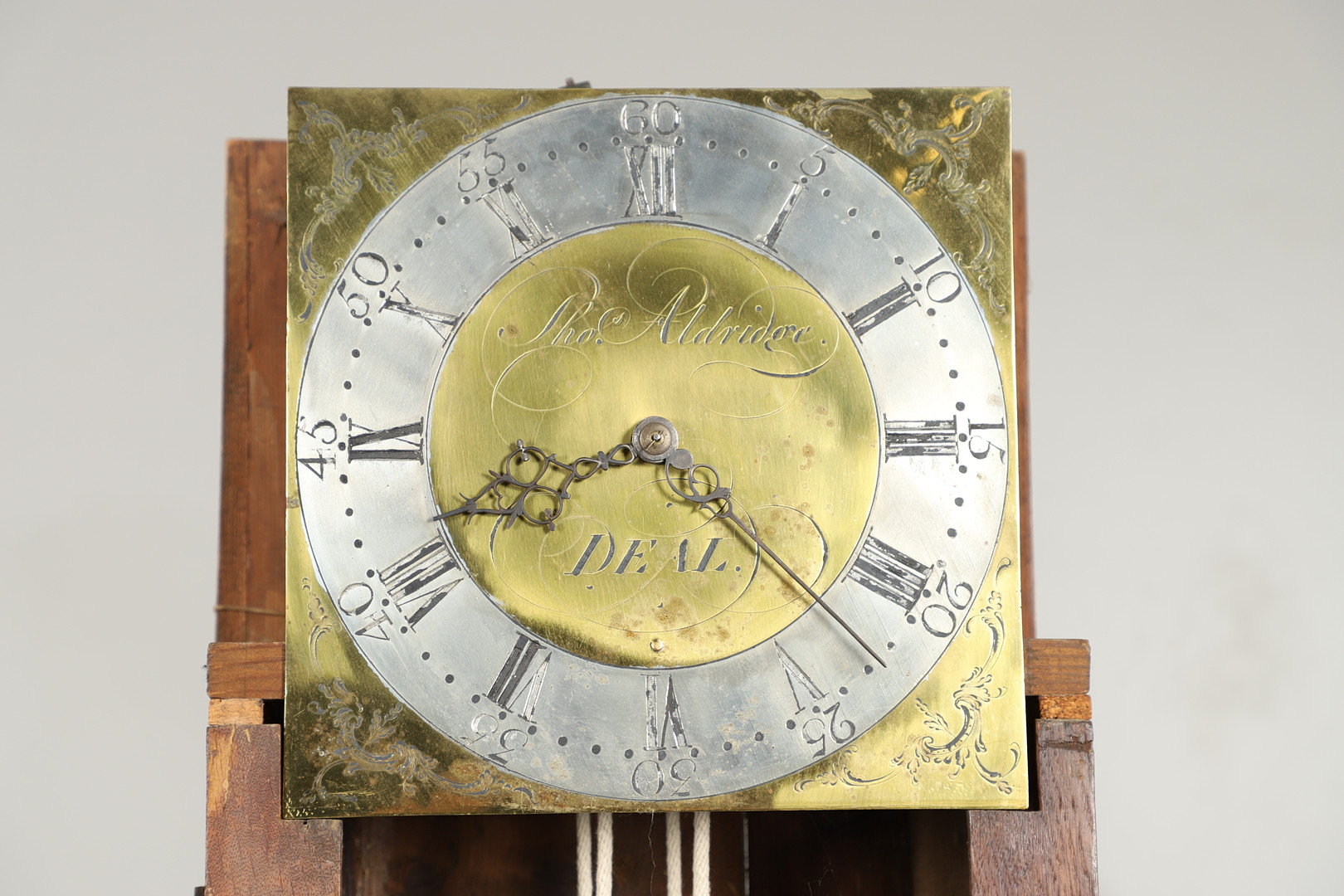 A LATE 18TH CENTURY OAK LONGCASE CLOCK. - Image 8 of 12