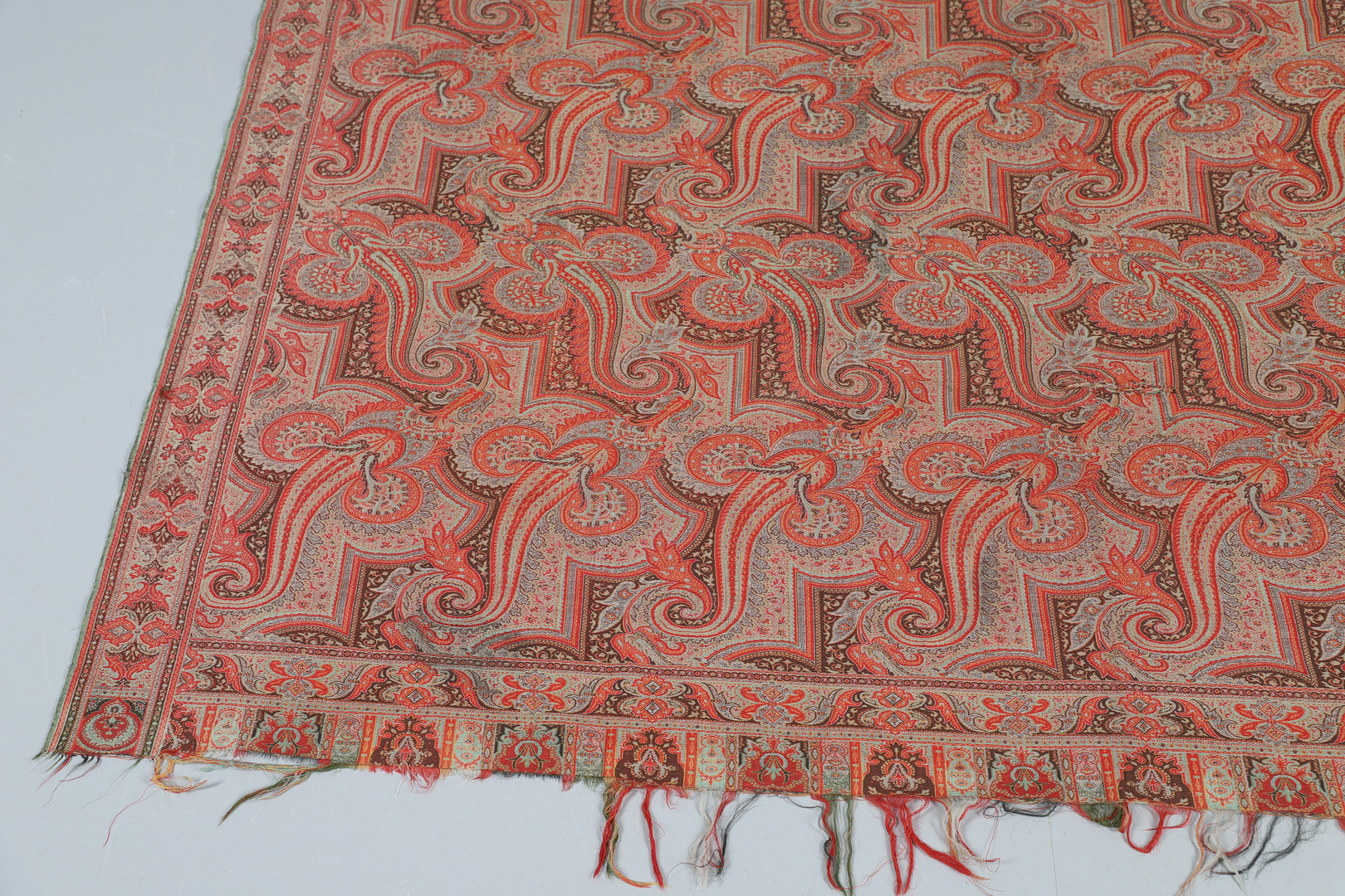 LATE 19THC PAISLEY SHAWL & VARIOUS TEXTILES. - Image 22 of 26