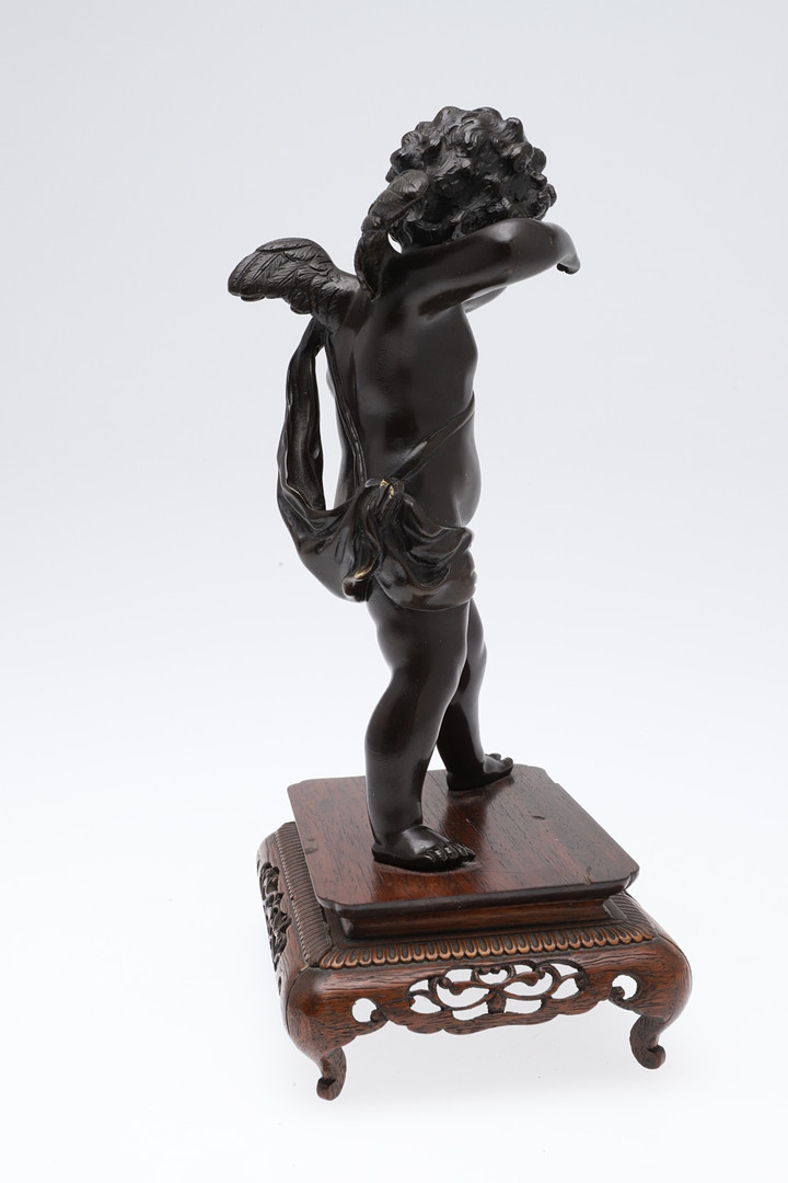 A FRENCH BRONZE STUDY OF CUPID. - Image 8 of 10