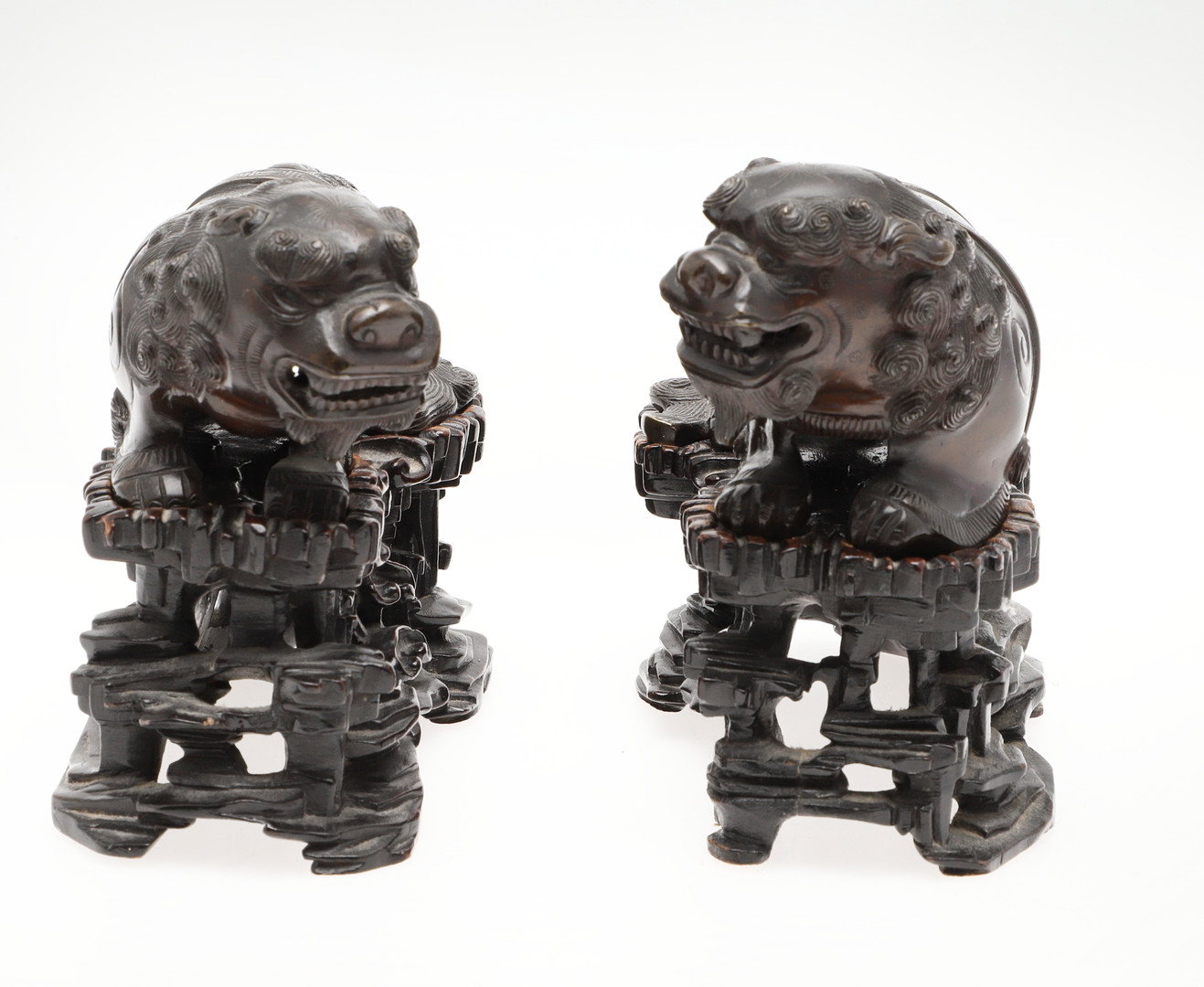 PAIR OF CHINESE BRONZE DOGS OF FO & CARVED WOODEN STANDS. - Image 2 of 8