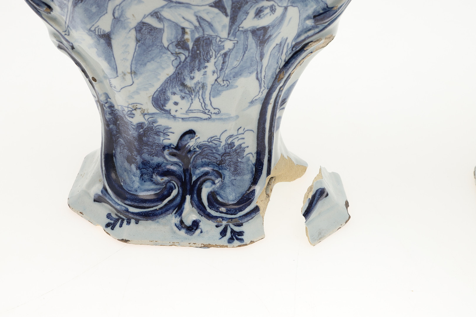 TWO PAIRS OF ANTIQUE DELFT VASES & ANOTHER VASE. - Image 5 of 60