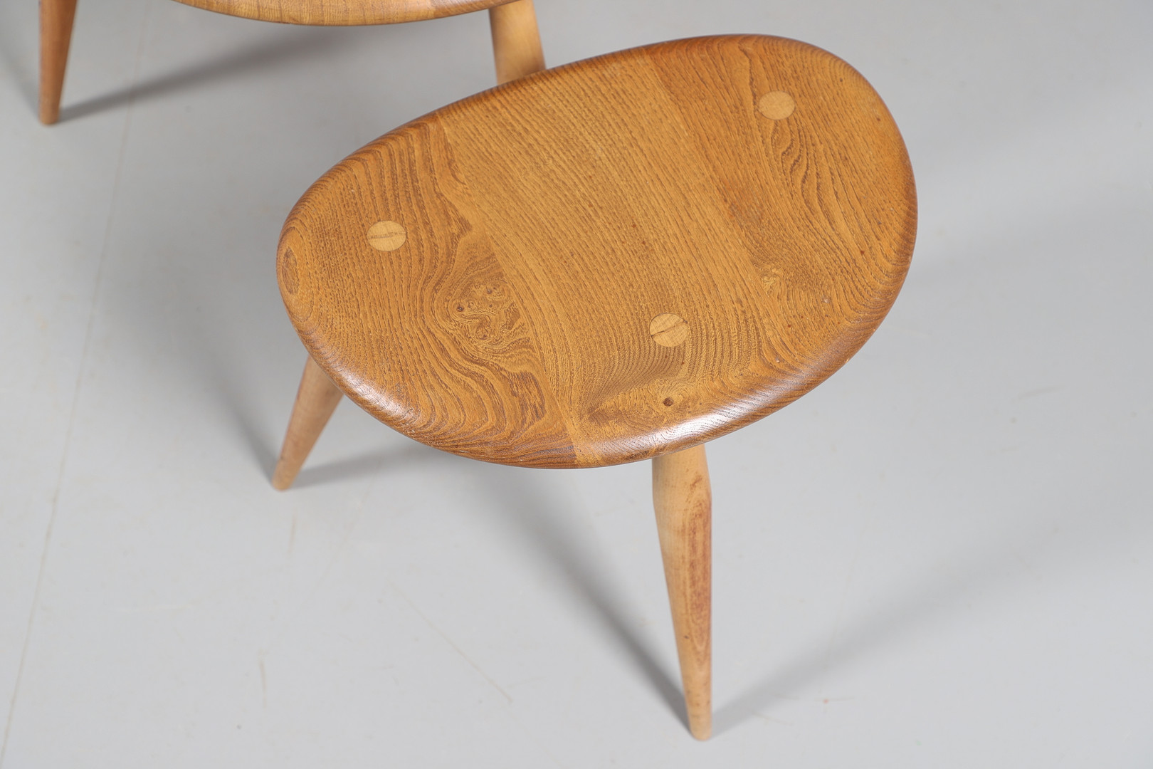 ERCOL - VINTAGE NEST OF 'PEBBLE' TABLES. - Image 4 of 12