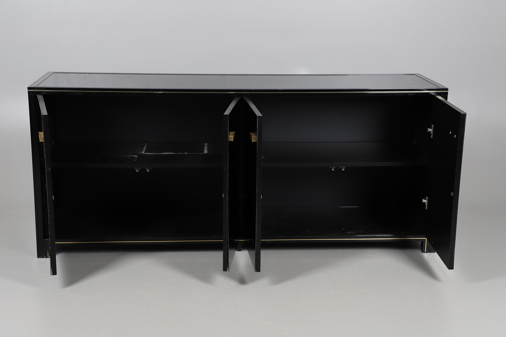 PIERRE VANDEL OF PARIS - 1980'S DESIGNER SIDEBOARD. - Image 4 of 10