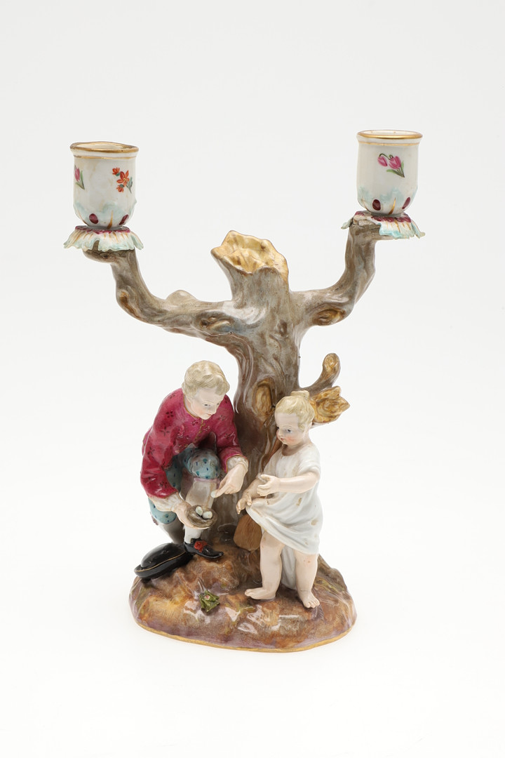 PAIR OF MEISSEN FIGURAL CANDLESABRA. - Image 14 of 28