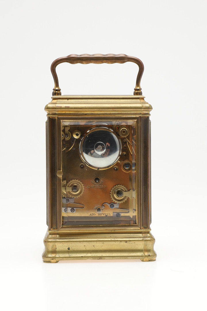A FRENCH GRAND SONNERIE CARRIAGE ALARM CLOCK. - Image 3 of 8