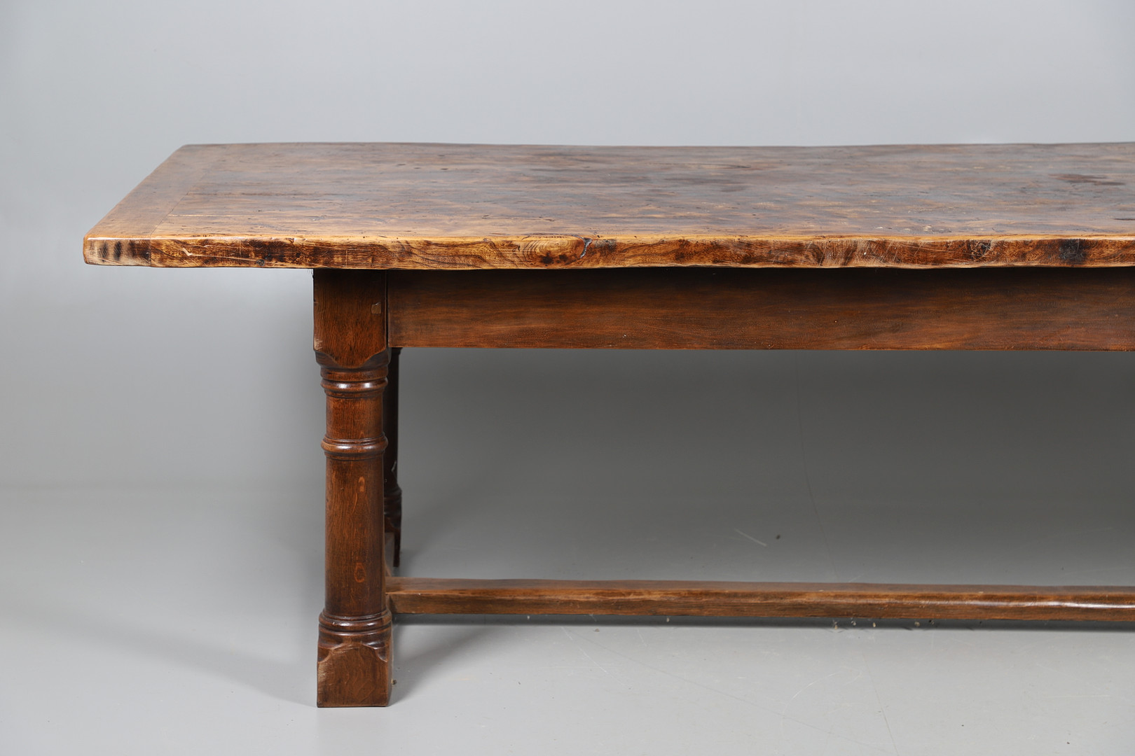 AN EARLY 20TH CENTURY OAK AND ELM REFECTORY TABLE. - Image 2 of 17