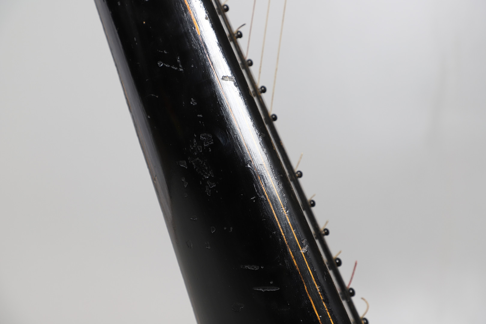 AN EBONISED AND GILTWOOD 'GRECIAN' HARP BY SEBASTIAN ERARDS. - Image 32 of 42