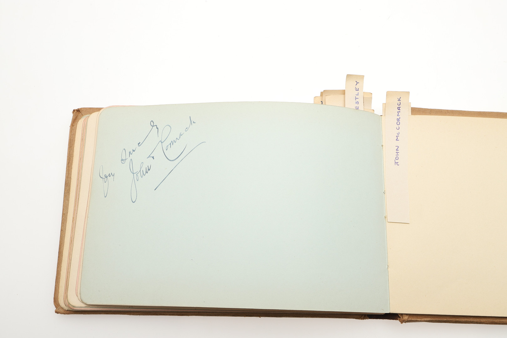 LARGE AUTOGRAPH COLLECTION - WINSTON CHURCHILL & OTHER AUTOGRAPHS. - Image 36 of 63