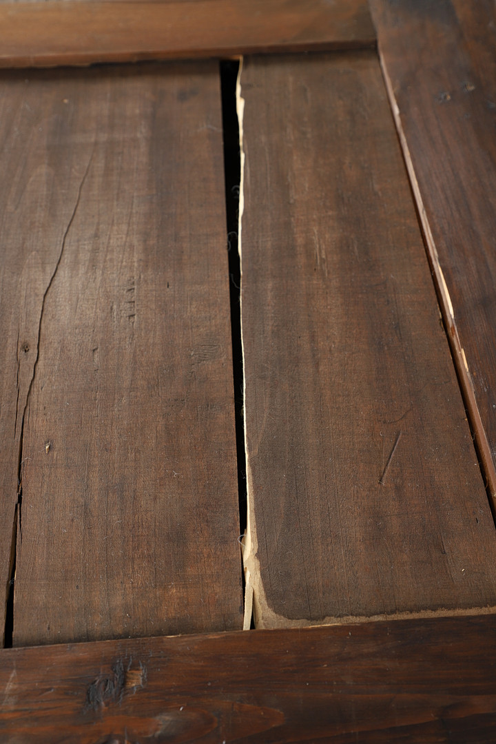 A 19TH CENTURY ITALIAN MARBLE-TOPPED COMMODE CHEST OF FOUR DRAWERS. - Image 14 of 14