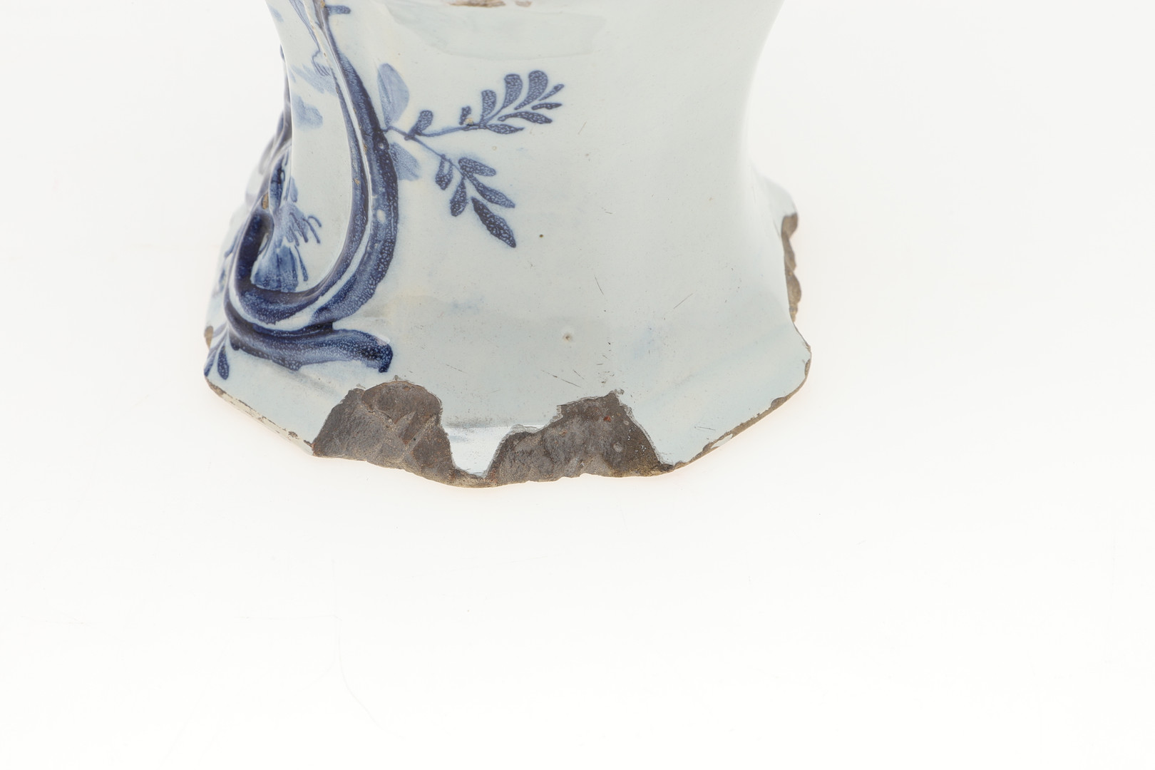 TWO PAIRS OF ANTIQUE DELFT VASES & ANOTHER VASE. - Image 30 of 60