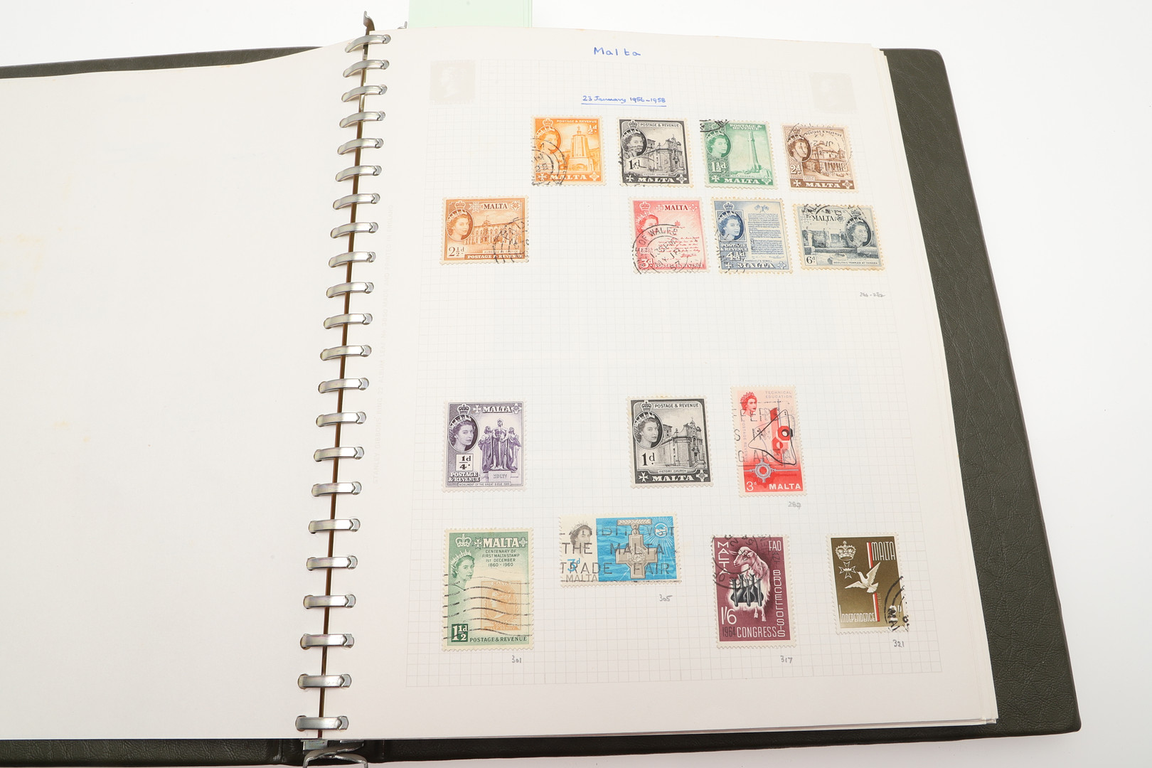 BRITISH & COMMONWEALTH STAMP COLLECTION. - Image 20 of 62