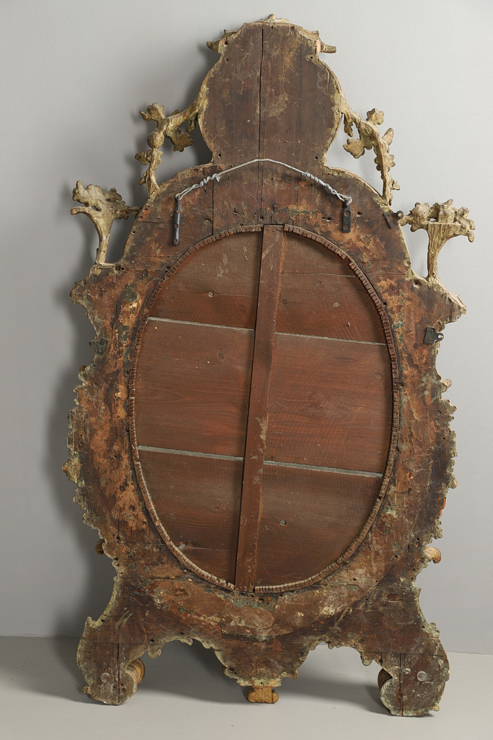 A LATE 18TH CENTURY GILTWOOD SECTIONAL WALL MIRROR. - Image 11 of 12