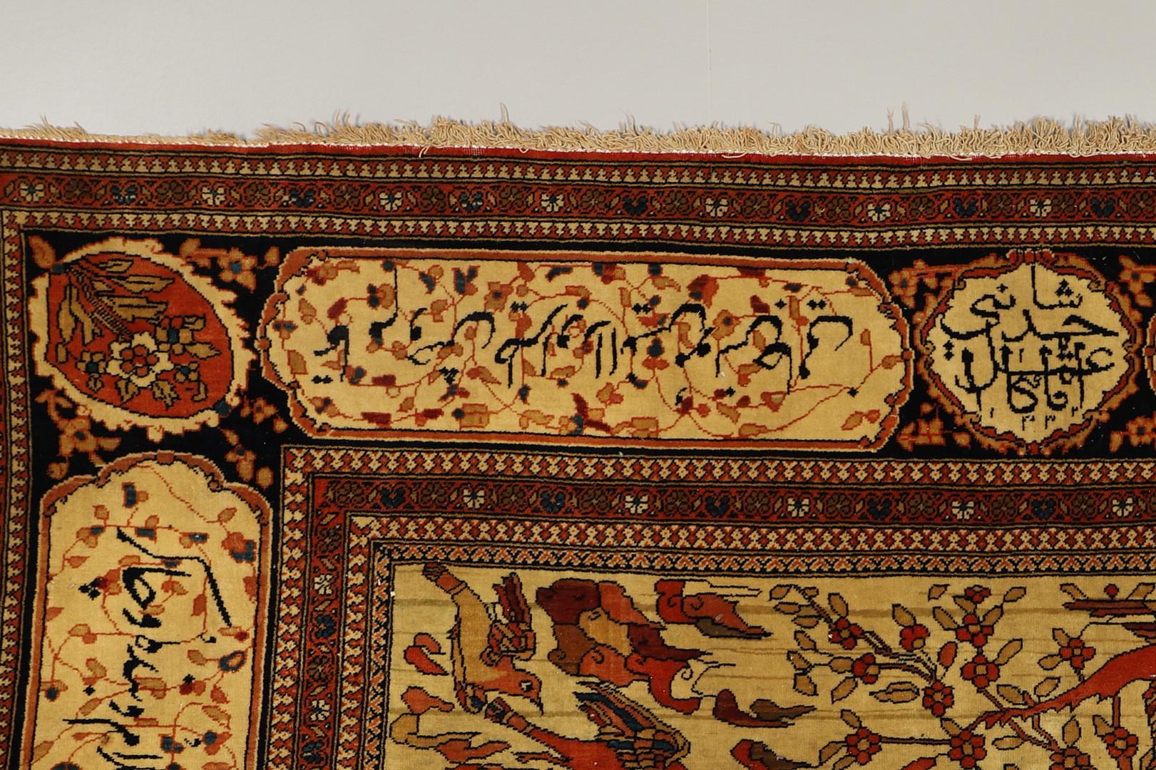 A FINE KASHAN RUG, CENTRAL PERSIA - Image 9 of 16
