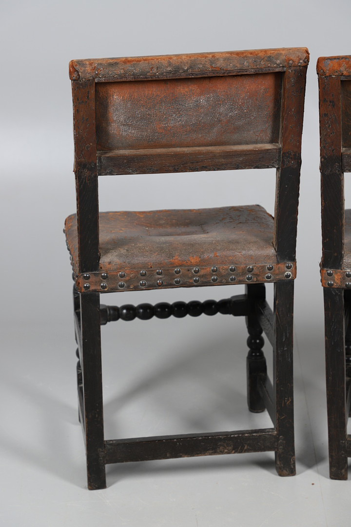 A PAIR OF 17TH CENTURY OAK BACKSTOOLS. - Image 12 of 14