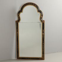 AN 18TH CENTURY STYLE CHINOISERIE WALL MIRROR.