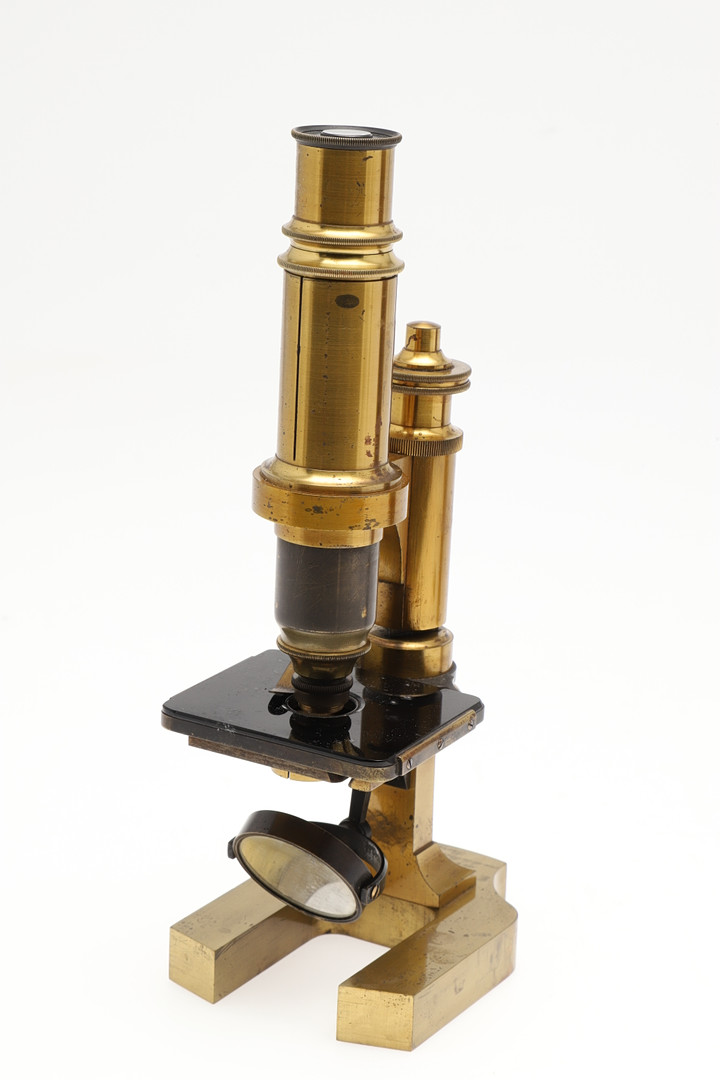 CONSTANT VERICK. A FRENCH LATE 19TH CENTURY CASED MICROSCOPE. - Image 4 of 18