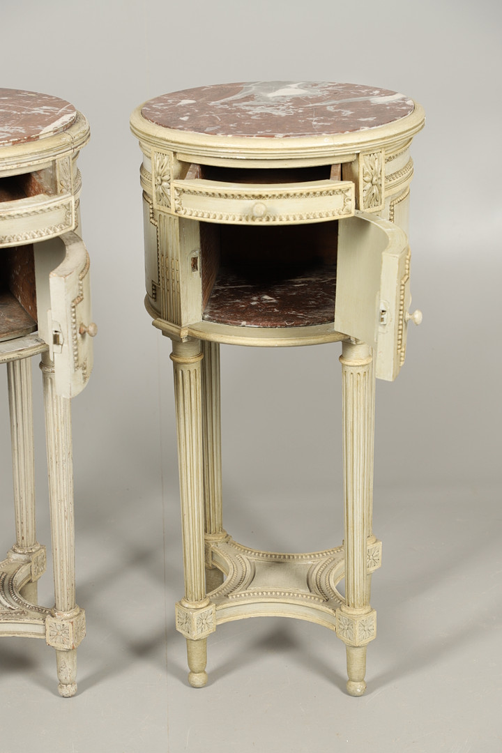 A PAIR OF FRENCH MARBLE TOP PAINTED POT CUPBOARDS. - Image 7 of 14