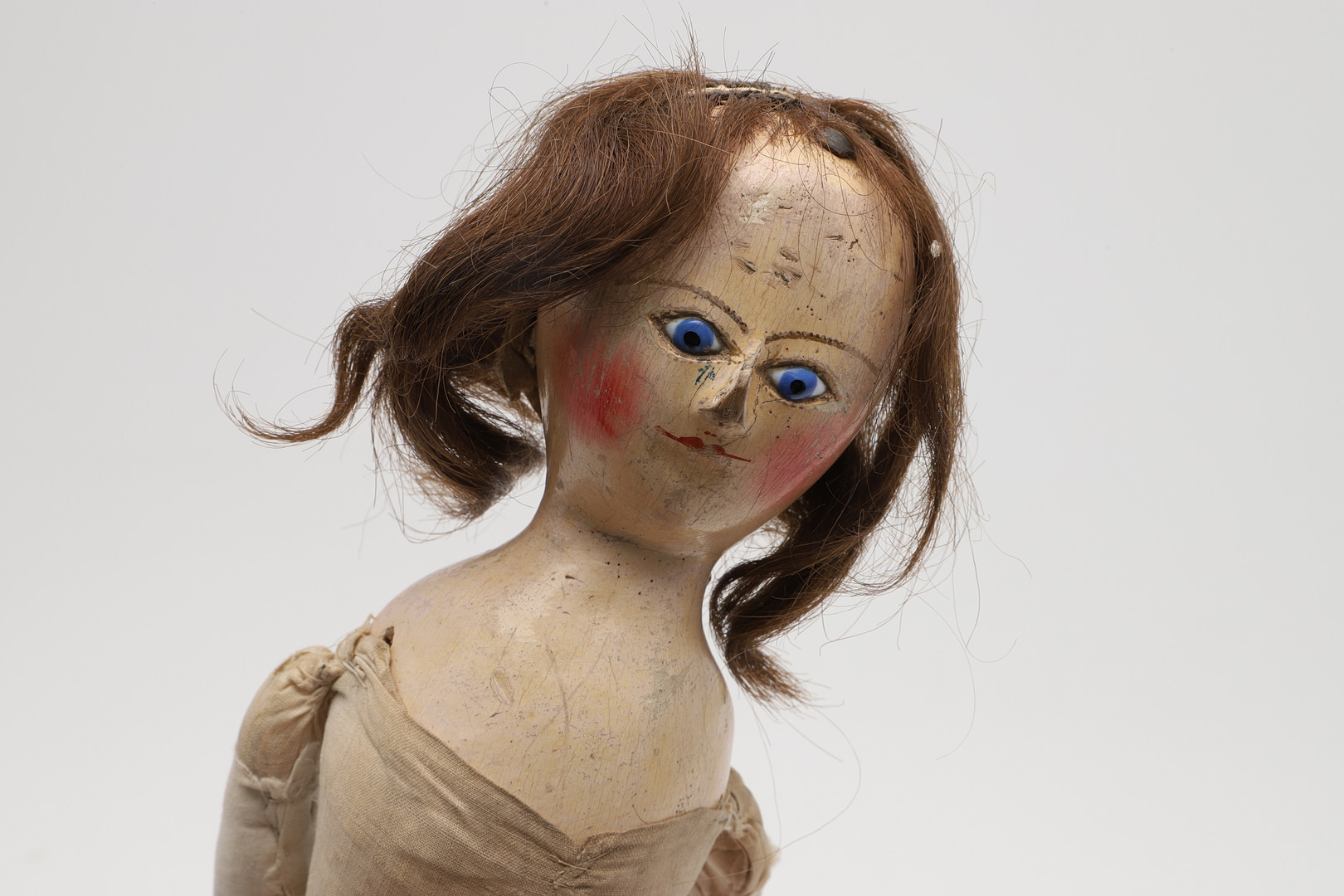 A LATE 18TH CENTURY WOODEN PEG DOLL. - Image 12 of 30