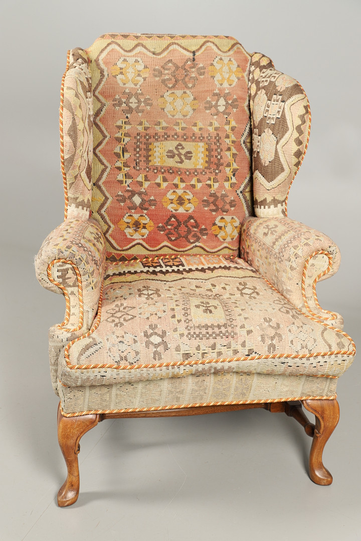 A GEORGE II STYLE WALNUT WING ARMCHAIR. - Image 2 of 5