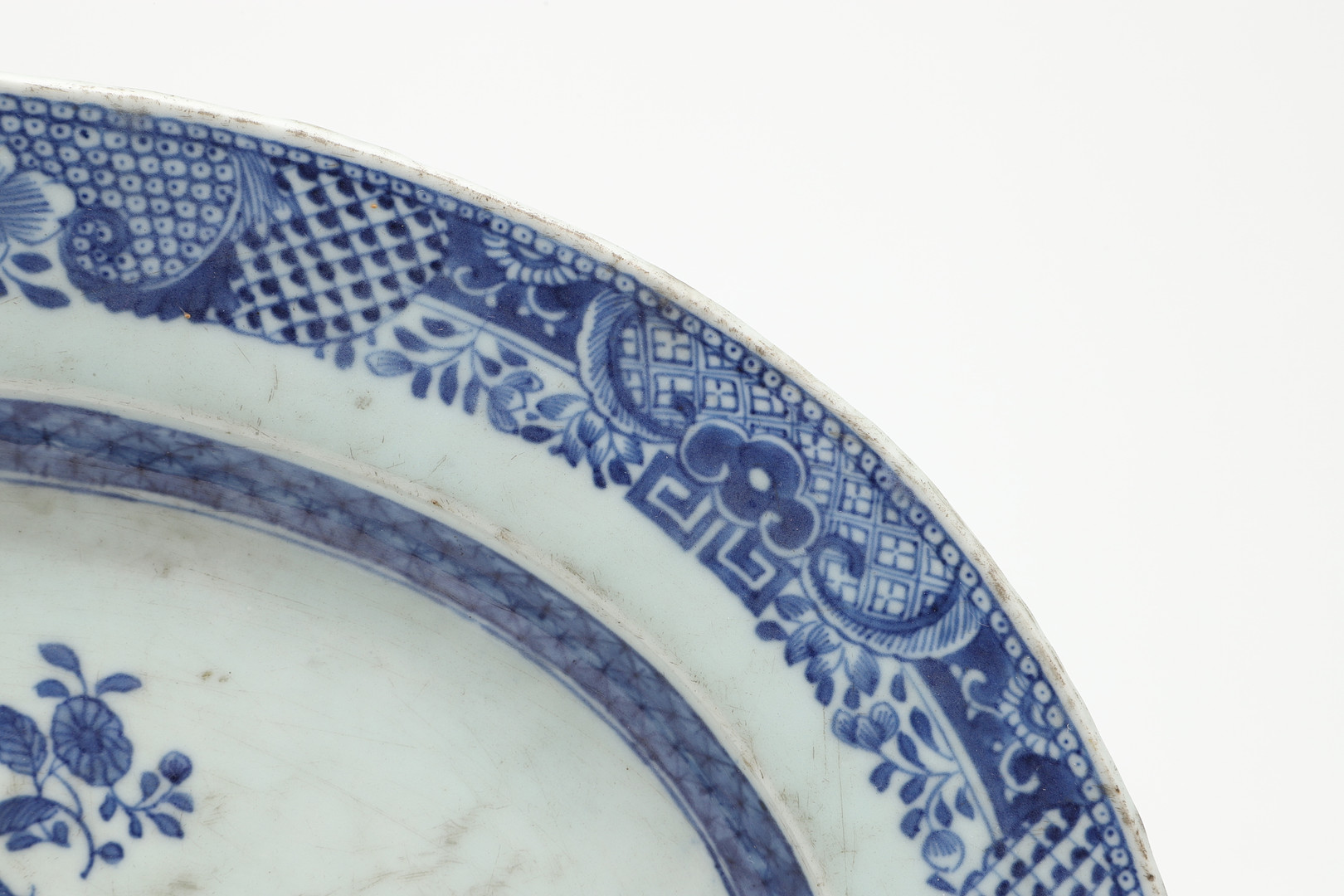 CHINESE BLUE & WHITE PLATTERS - QIANLONG. - Image 33 of 35