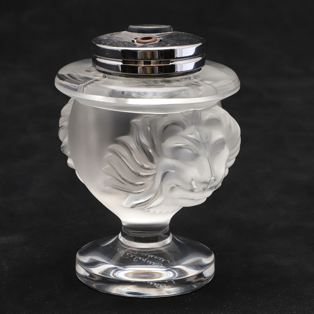 LALIQUE TABLE LIGHTER & DRESSING TABLE BOX. - Image 9 of 17