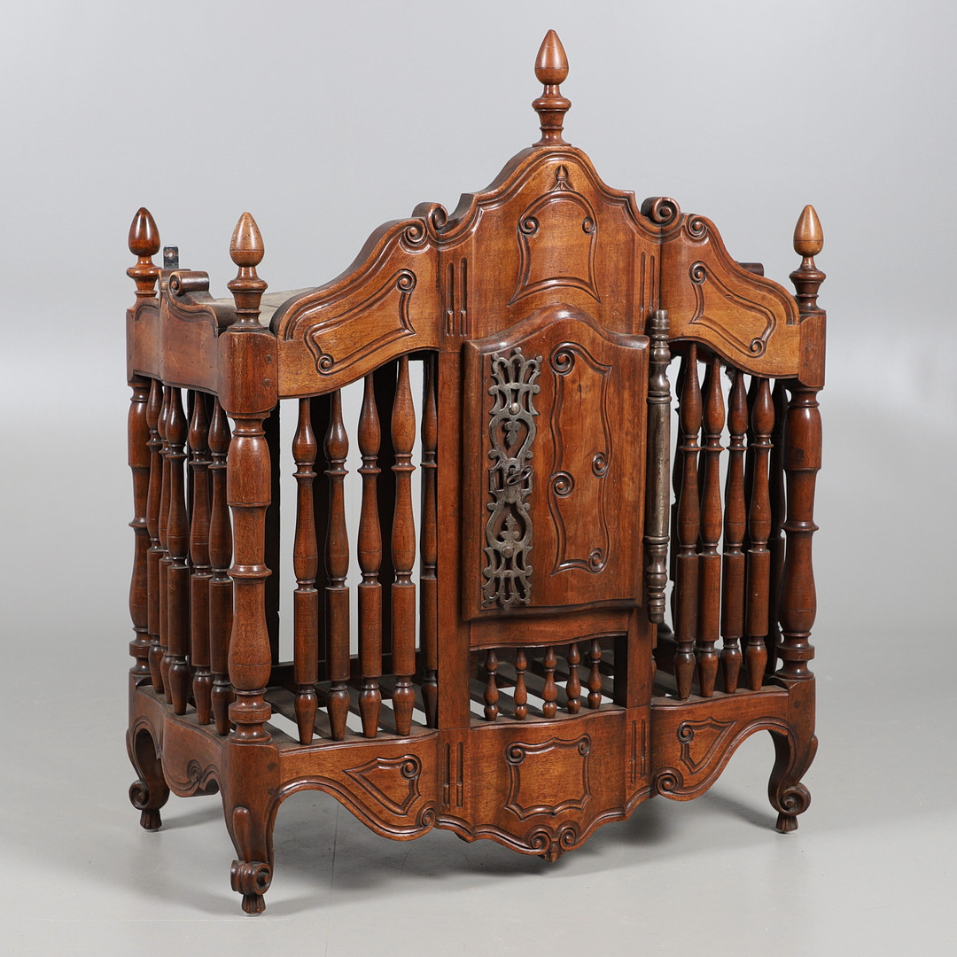 AN ANTIQUE FRENCH FRUITWOOD FOOD HUTCH.