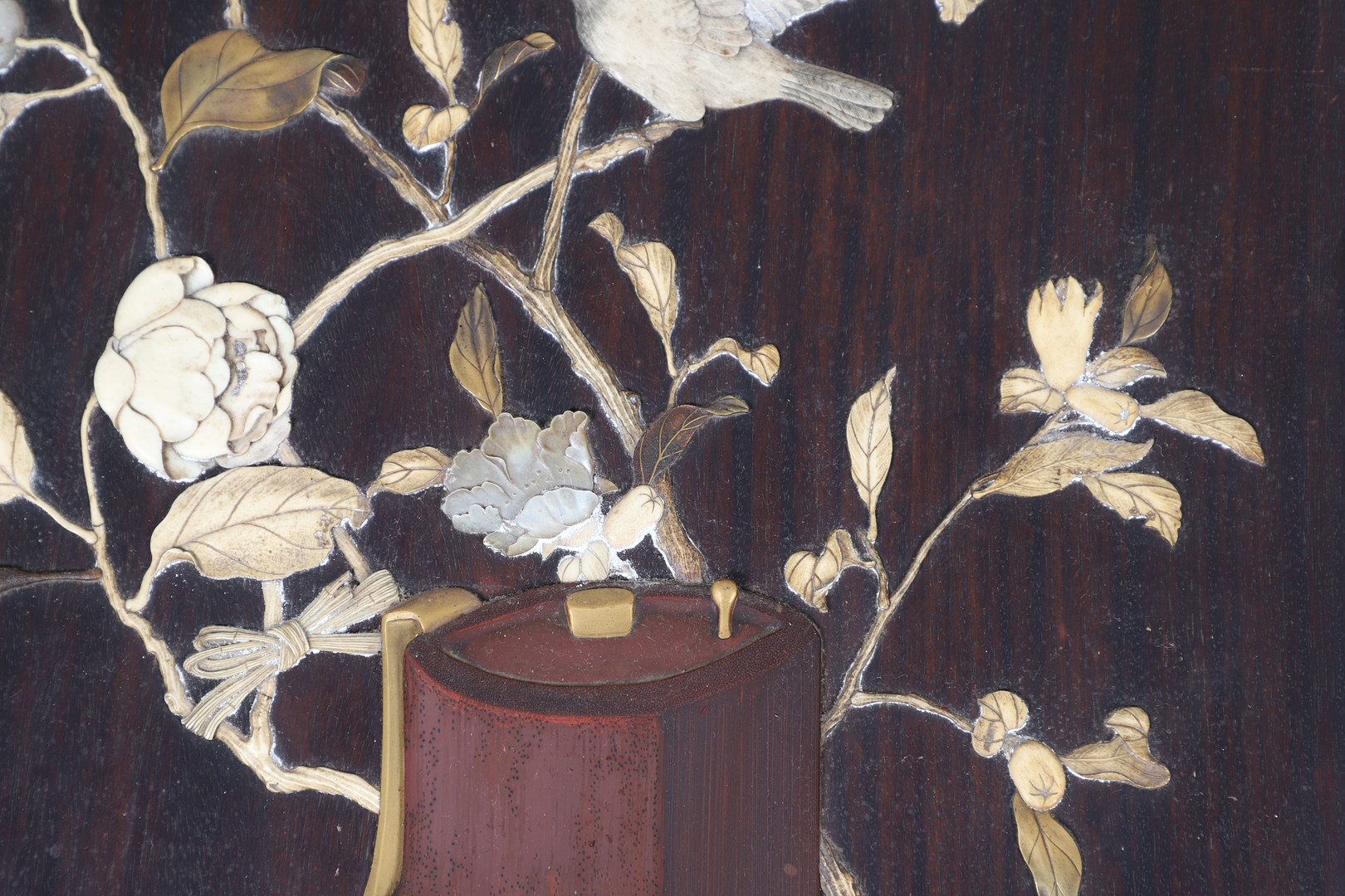 MEIJI PERIOD JAPANESE ROSEWOOD & INLAID PANEL - SIGNED. - Image 9 of 11