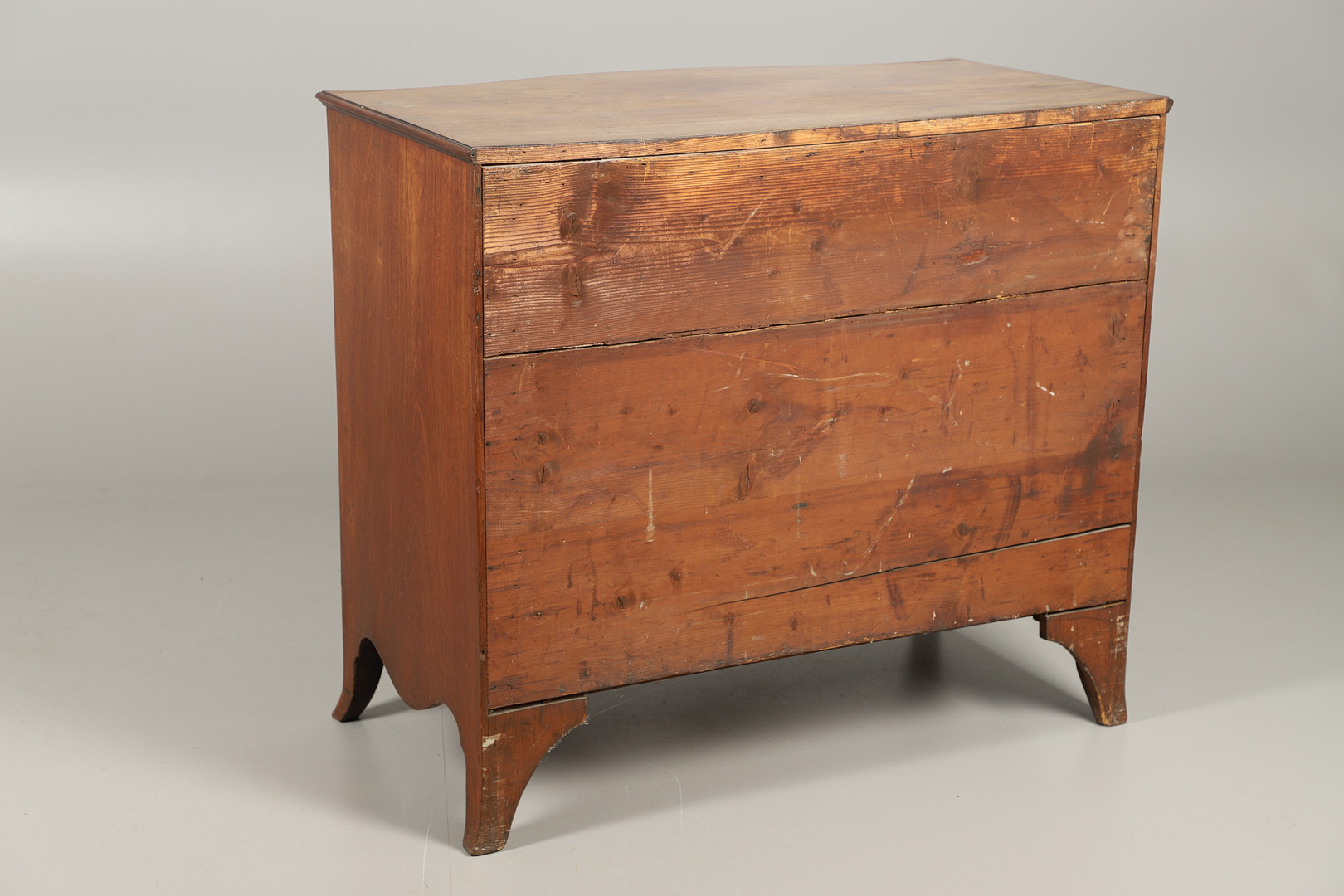 AN 18TH CENTURY MAHOGANY SECRETAIRE CHEST. - Image 8 of 8