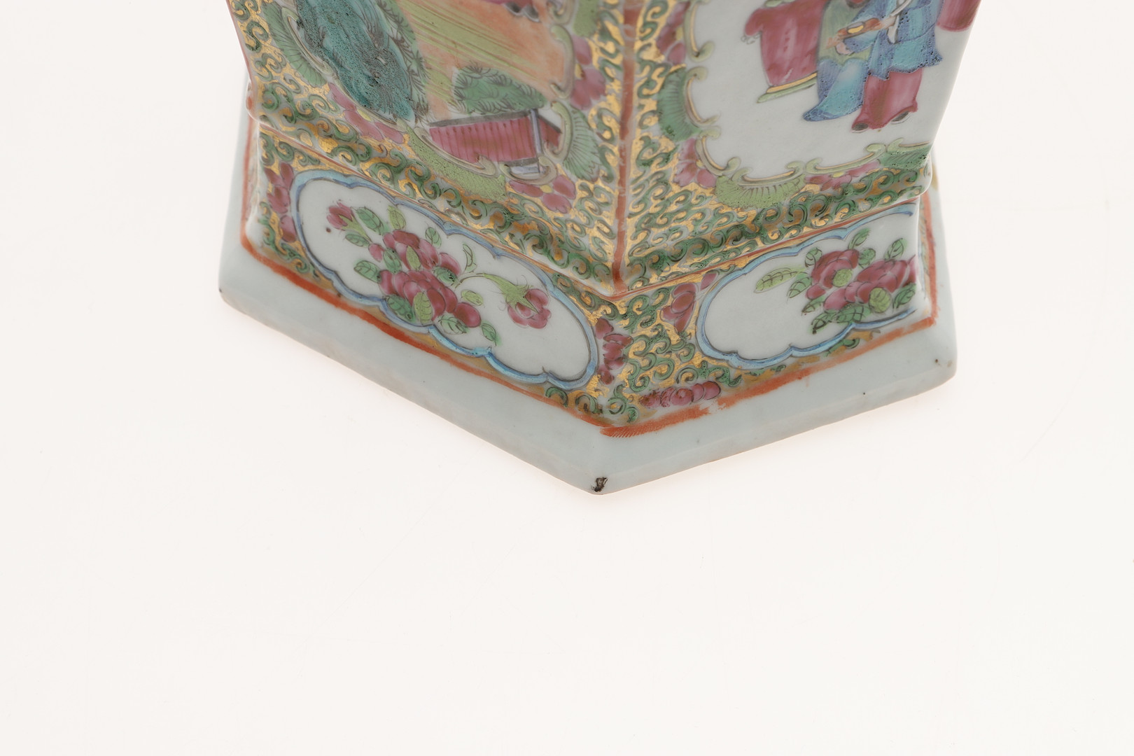 LARGE 19THC CHINESE CANTONESE VASE. - Image 11 of 11