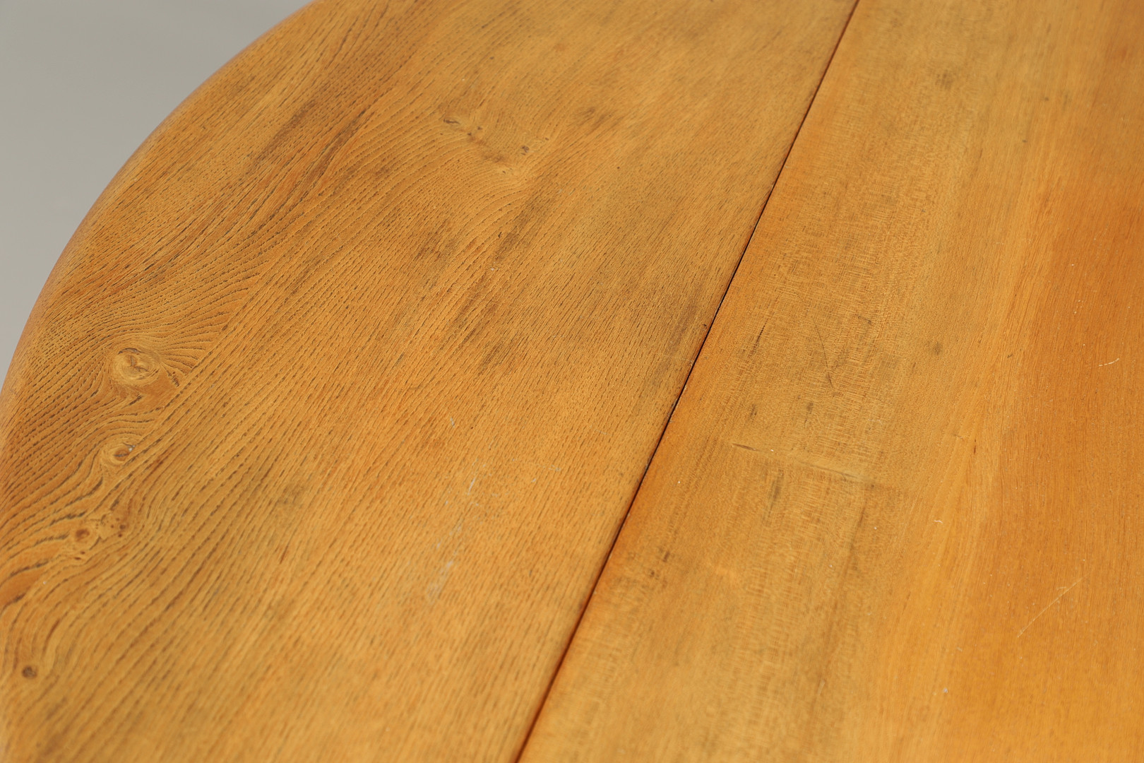 VINTAGE ERCOL DROP FLAP DINING TABLE. - Image 5 of 10