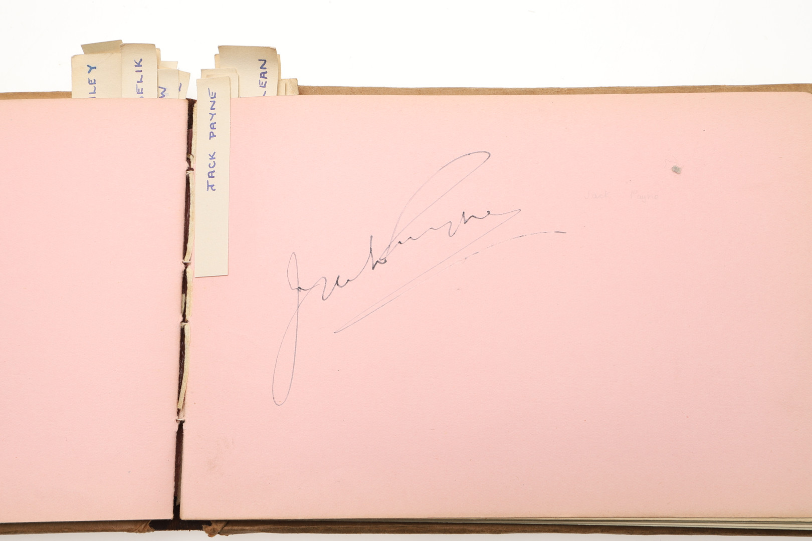 LARGE AUTOGRAPH COLLECTION - WINSTON CHURCHILL & OTHER AUTOGRAPHS. - Image 14 of 63