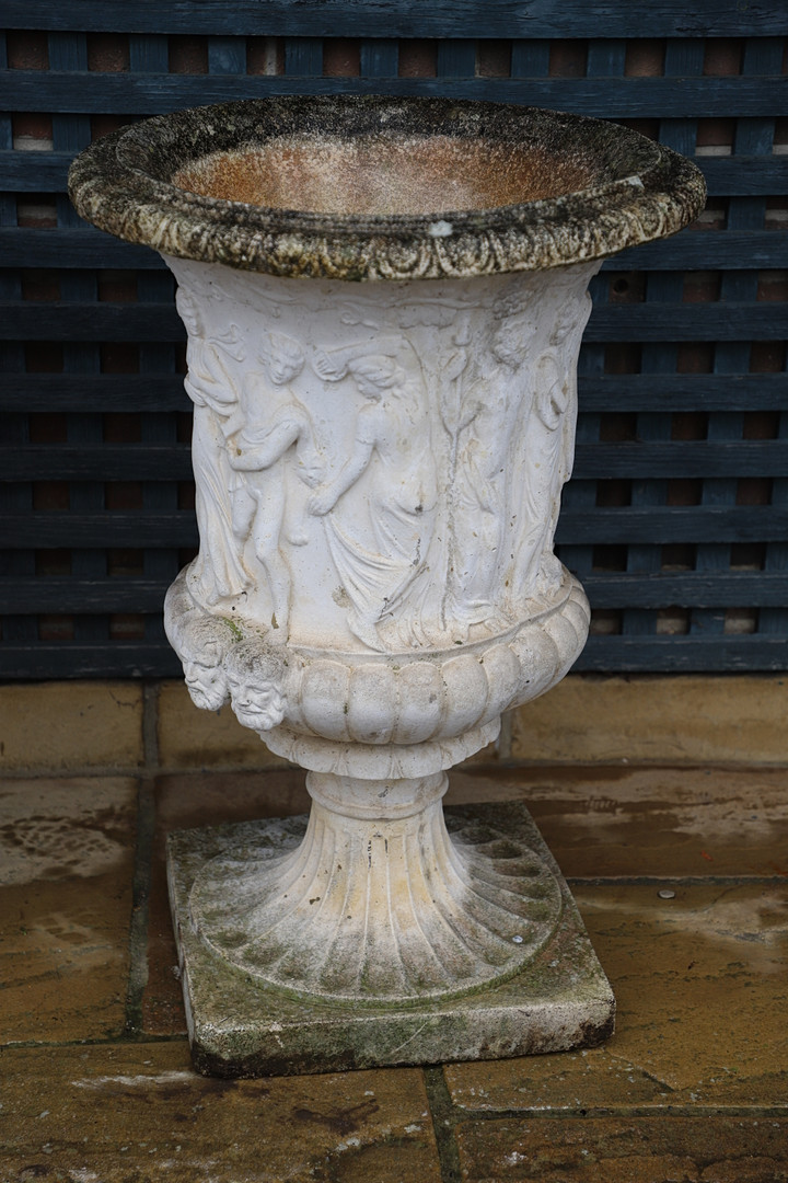 A PAIR OF PAINTED COMPOSITE MARBLE MEDICI STYLE URNS. - Image 4 of 13