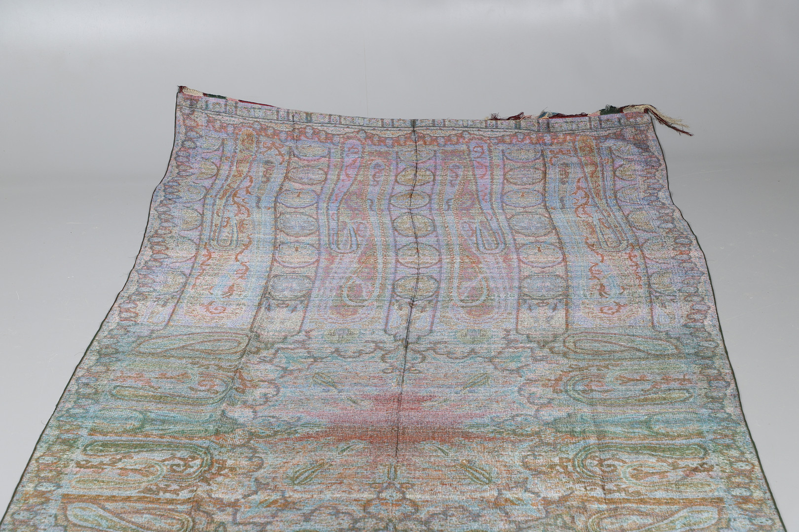 ANTIQUE SILK PAISLEY SHAWL. - Image 7 of 9