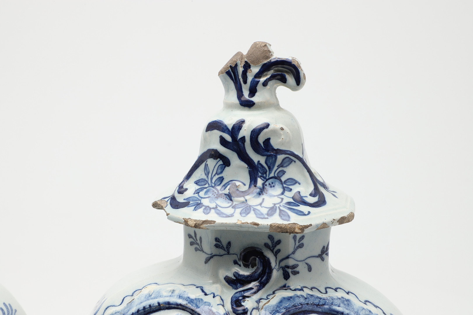 TWO PAIRS OF ANTIQUE DELFT VASES & ANOTHER VASE. - Image 6 of 60