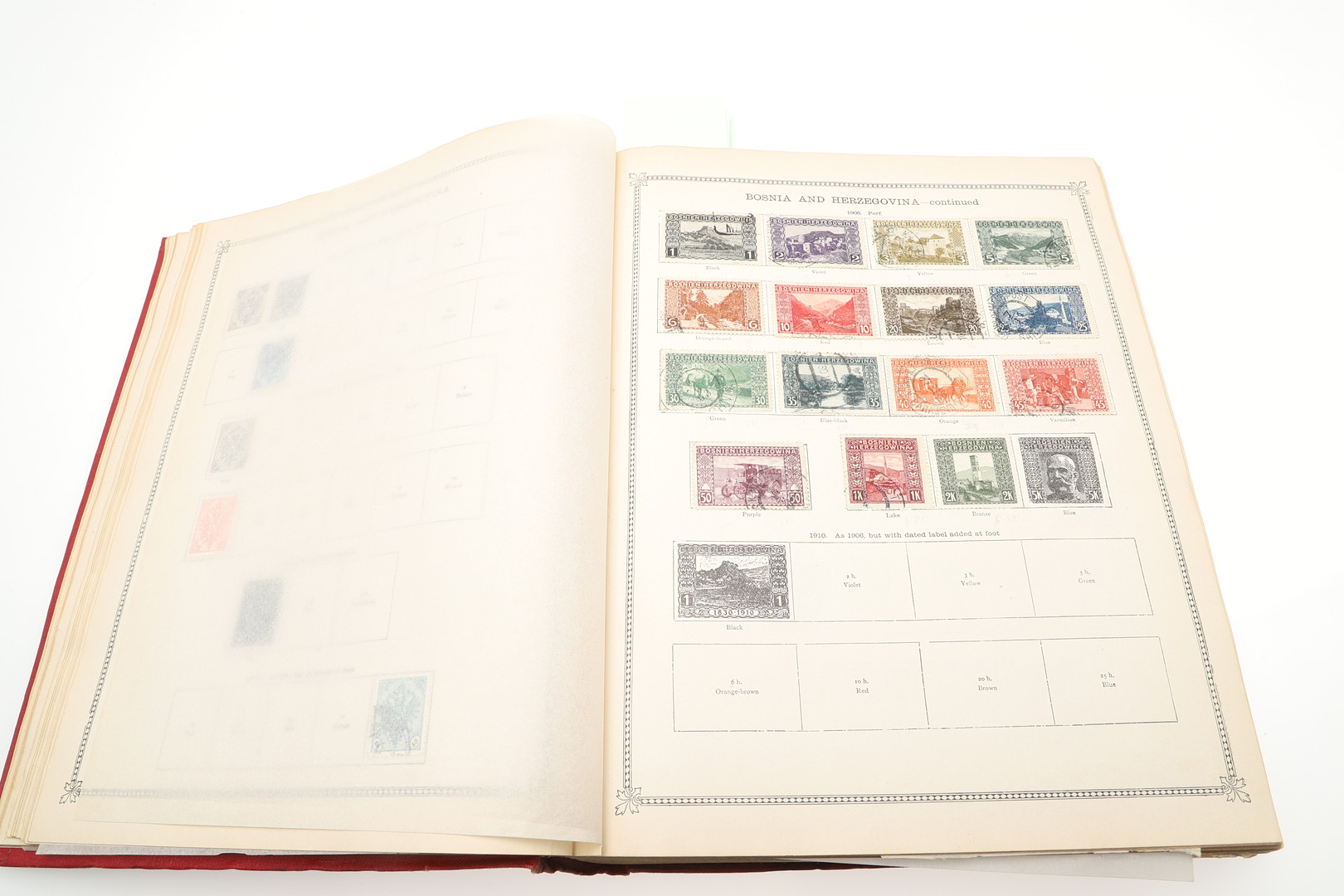 IDEAL & IMPERIAL STAMP ALBUMS. - Image 30 of 35
